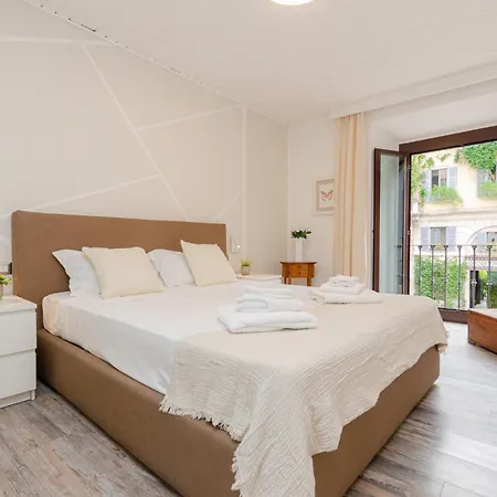 Appartement Vivimihome - Corso 9 Milaan